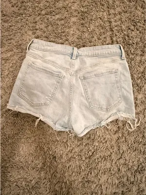 Old Navy Jean shorts  thumbnail 3