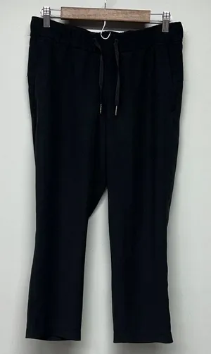 Lululemon On The Fly Crop Travel Woven Pants Black 23" Work Career Office Size 8 thumbnail 1