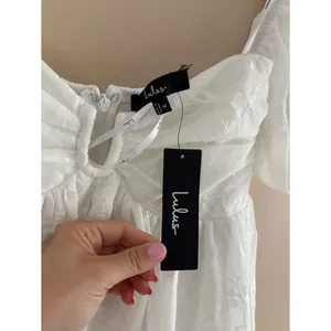 Lulus Cutest Icon White Embroidered Off-the-Shoulder Mini Dress Size Medium NWT thumbnail 4