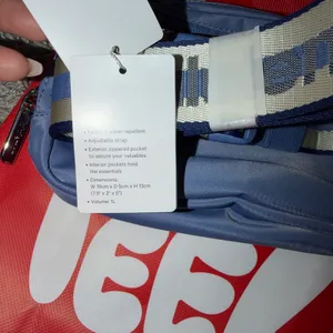 Lululemon Everywhere Belt Bag 1L thumbnail 8