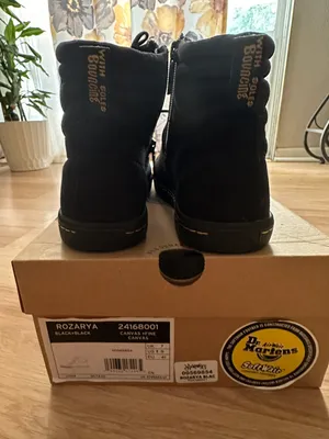 Rozarya Dr Martens thumbnail 3