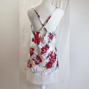 NWOT Vintage Victoria’s Secret Gold Label Rose Cherub Lace Slip Satin Chemise thumbnail 4