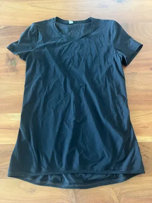 Lululemon Tee Shirt thumbnail 1