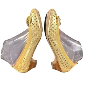 Staccato Gold Perforated Studded Ballet kitten heel Women‎ Size 39 thumbnail 5