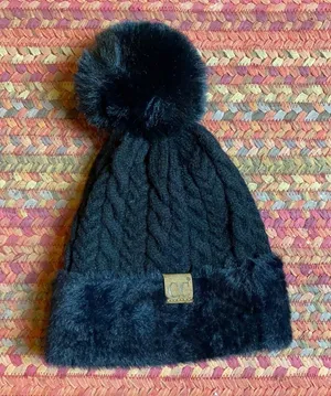 Nwot Black Pom Faux Fur Cable Knit Cc Beanie thumbnail 1