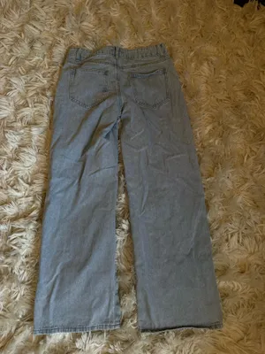 Edikted Light Wash Jeans thumbnail 2