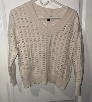 Universal Thread Sweater Knit - S thumbnail 1