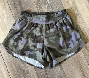 Lululemon Hotty Hot Short II Size 4 Low Rise 4 Inch thumbnail 1