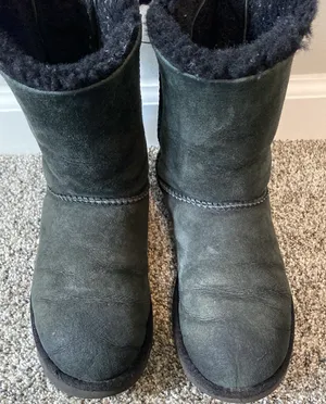UGG Black Bailey Bow Booties Size 8 thumbnail 3