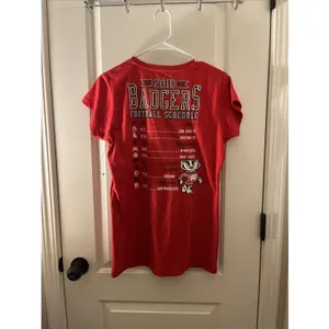 Wisconsin Badgers 2010 Football Schedule T-Shirt G-III For Her Red Womens Size M thumbnail 8