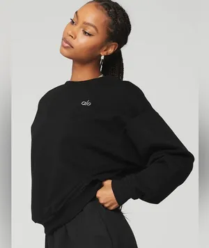 MNWT Alo Yoga Accolade Crew Neck Pullover Black Size XXS Oversized thumbnail 2