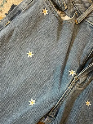 PacSun Flower Jeans thumbnail 3