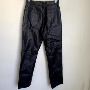 NWT Madewell The '90s Straight Jean in Coated Midnight Blue‎ Foil NN461 thumbnail 4