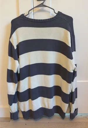 Brandy Melville Striped Sweater Knit Navy White thumbnail 1