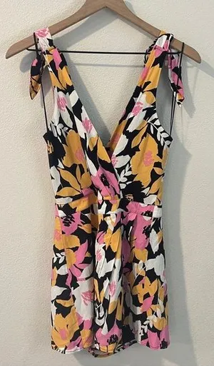 Skylar Rose Multicolor Floral Print Faux Wrap Style V Neck Skirted Romper Size S thumbnail 1