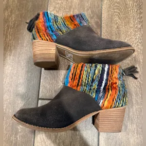 TOMS Leila suede‎ yarn chocolate booties ankle boots Size 6.5 thumbnail 6