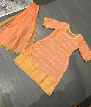 Indian Pakistani New Light Peach & Gold Organza Cotton Blend Stitched 2pc Suit thumbnail 8
