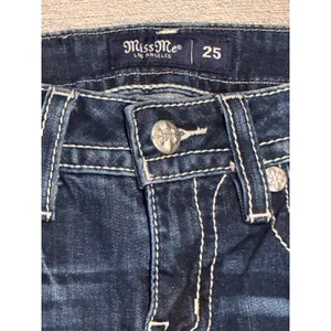 Miss Me Mid-Rise Bootcut Jeans Dark Wash Embellished Cross Wings Y2K BKE 25x28 thumbnail 6