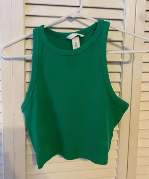 H&M Tank thumbnail 1