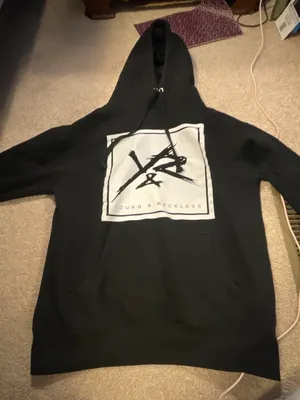 Young & reckless Hoodie thumbnail 1