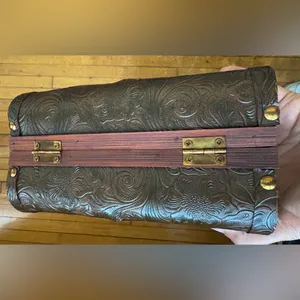 Vintage Brown‎ Leather Wood Handbag EUC thumbnail 3