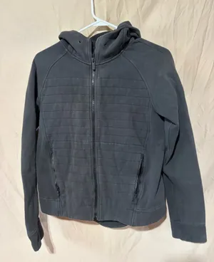 Lululemon jacket thumbnail 1