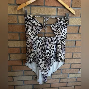 Good American Ruched Halter One-Piece Swimsuit Cheetah Rose Print Size 6 (3X) thumbnail 2
