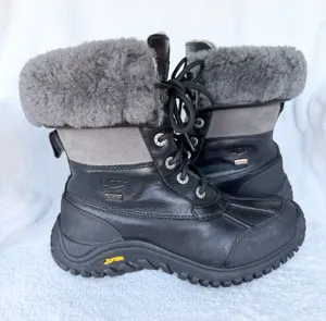 UGG Adirondack II Women’s 1906 Winter Boots Sz 6.5 Waterproof VIBRAM Cozy Snow thumbnail 1