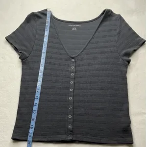 American Eagle Womens Large Dark Gray Ribbed Short Sleeve Button Front Top thumbnail 4