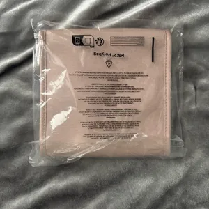 NWT Gucci Beauty • Bag • Makeup Bag thumbnail 5