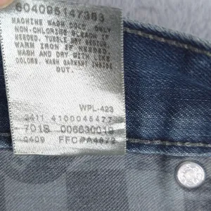Levis 514 Slim Straight‎ Denim Shorts Women 34x6 Blue Cutoff Raw Hem Casual Y2K thumbnail 8