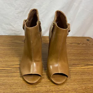 Guess Booties Peep Toe Stiletto Heel Ankle Boots‎ Tan Brown Bow Detail 6.5M thumbnail 2