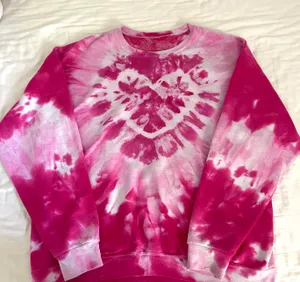 Urban Outfitters Tie Dye Heart Sweatshirt thumbnail 3
