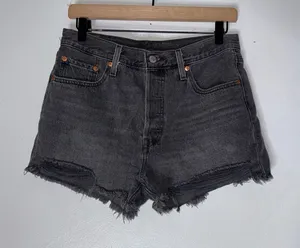 Levi’s 501 faded black Distressed Cut Off Jean Shorts Size 28‎ thumbnail 1
