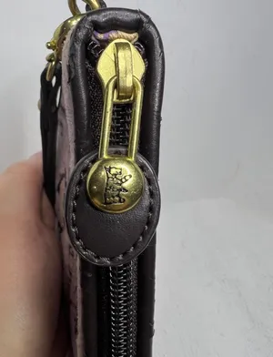 Vintage 2011 Juicy Couture Lavender Purple Velour Large Wristlet thumbnail 6