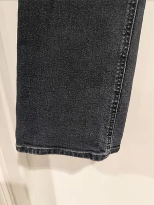 Levi's Black High-Rise Flare Jeans thumbnail 2