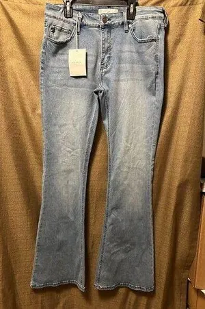 NWT Kancan Woman’s Mid Rise Flare Jeans Size 13/30 Light Wash thumbnail 1