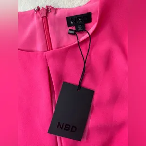 Revolve NBD Pink Sheath Dress with Bishop Sleeves and Plunge Neckline thumbnail 5