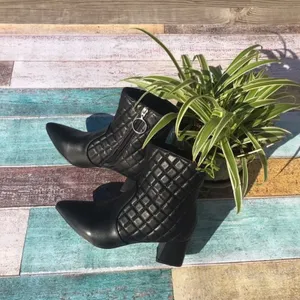 Trary quilted pointed toe ankle boot NEW Size 9 Black thumbnail 2
