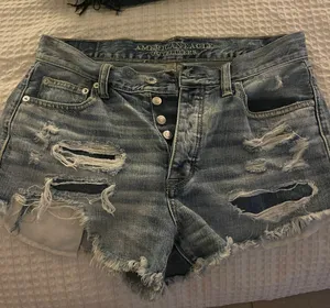 Jean Shorts Size 6 thumbnail 1