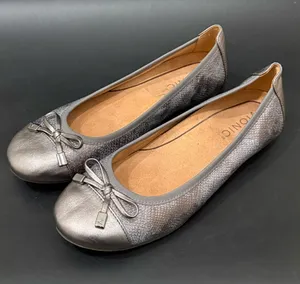 VIONIC Minna Ballet Flats in Pewter Metallic Gray Snake Print Cap Toe Size 6 thumbnail 1