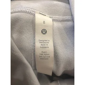 Lululemon wonder under Biker Shorts Grey Camo 10 Inch Inseam Womens Size 8 thumbnail 6