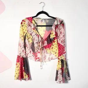 Urban Outfitters Bell Sleeve Top Sz Small Patchwork Boho Festival‎ thumbnail 2