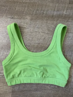 ALO Yoga Wellness Sports Bra Size M thumbnail 2