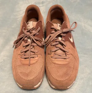Pink Nike Air Max Sneakers thumbnail 3