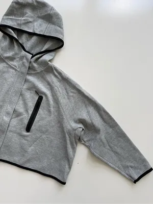 Nike Sportswear Gray Tech Fleece Cape Size Medium thumbnail 6
