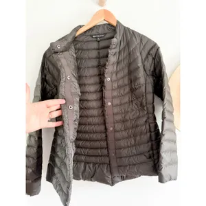 Athleta | Downkind Down Puffer Jacket in Arbor Olive Green | Sz XS thumbnail 8