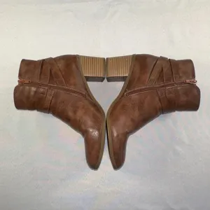 Frye & Co - Indiana Heeled Stacked Leather Ankle Boots Brown Women's Size 8M New thumbnail 4