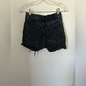 Abercrombie & Fitch High Rise 4" Denim Short Size 00 Black Distressed thumbnail 7