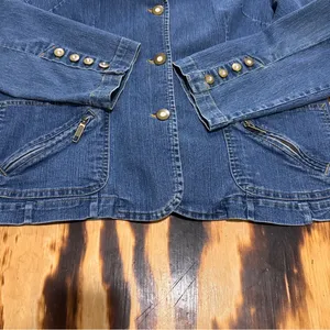 Erika & Co‎ Blue Denim Jacket Size M thumbnail 4